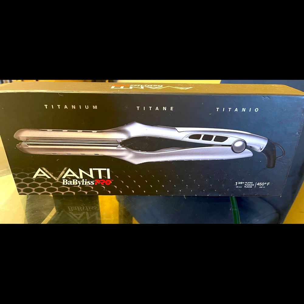 Babyliss Pro AVANTI Titanium flatirons